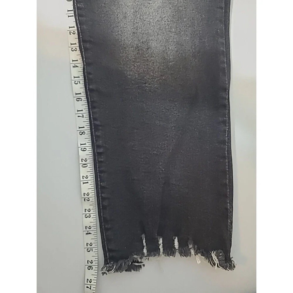 Celebrity Pink Women's Distressed Black Jeans 19/34 Raw Hem - Picture 8 of 12